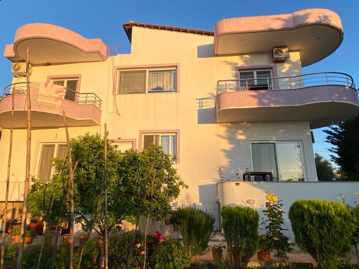 קסאמיל Guesthouse Xhimi מראה חיצוני תמונה