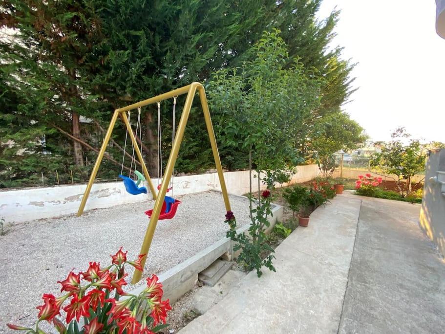 קסאמיל Guesthouse Xhimi מראה חיצוני תמונה
