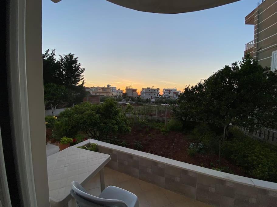 קסאמיל Guesthouse Xhimi מראה חיצוני תמונה
