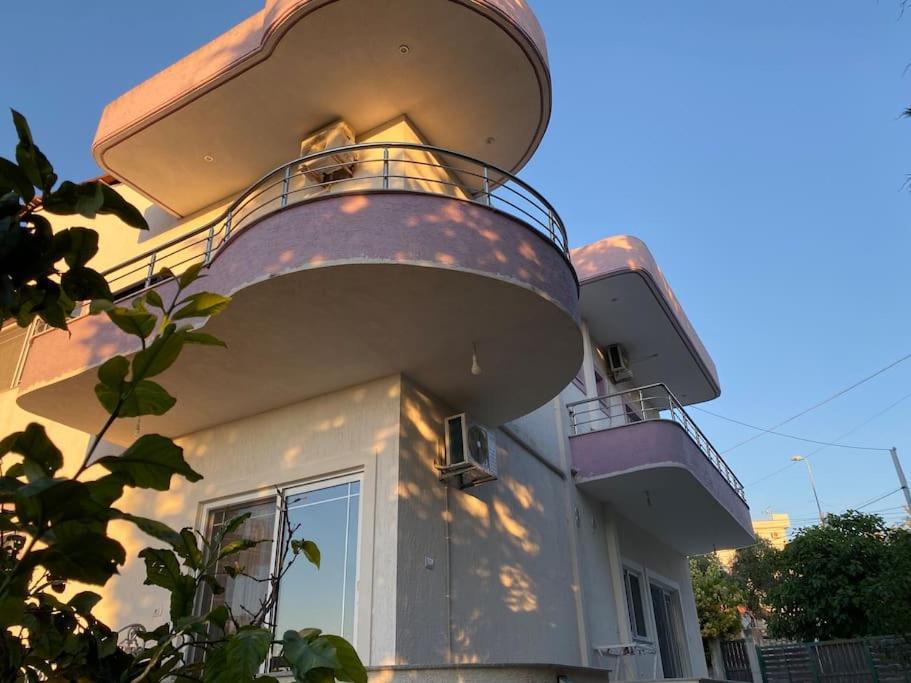 קסאמיל Guesthouse Xhimi מראה חיצוני תמונה