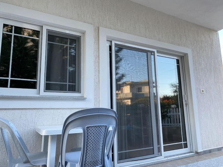 קסאמיל Guesthouse Xhimi מראה חיצוני תמונה