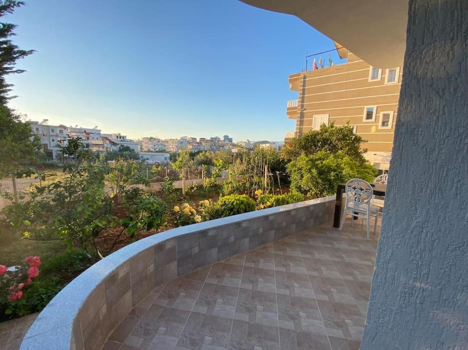 קסאמיל Guesthouse Xhimi מראה חיצוני תמונה