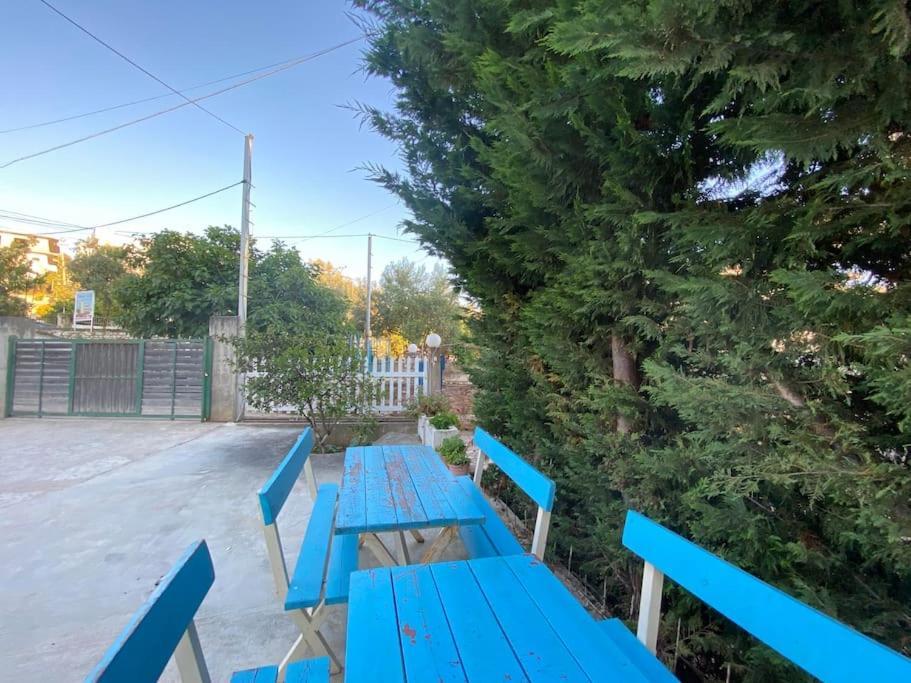 קסאמיל Guesthouse Xhimi מראה חיצוני תמונה
