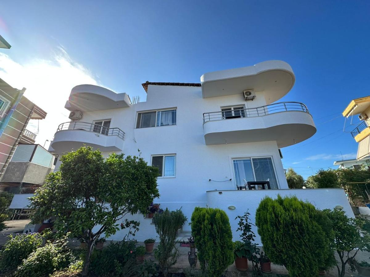 קסאמיל Guesthouse Xhimi מראה חיצוני תמונה